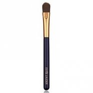 Estee Lauder concealer brush 5 - must-have in your make-up bag