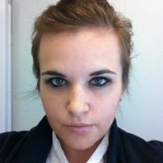 Avon eyeshadow quad  mocha- brilliant colours