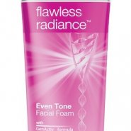 Ponds Flawless Radiance Beauty Facial Foam 1
