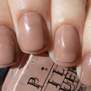 OPI - Barefoot in Barcelona