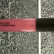 Revlon Lipsheen Gloss in Strawberry