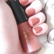 No7 Stay Perfect nail colour- Highland mist