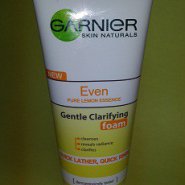 Garnier Light Gentle Clarifying Foam