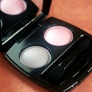 Avon True Color Eye Shadow Duo in Hawaiian Glow.JPG