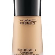 MAC Mineralize Moisture SPF15