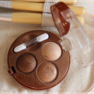 BOURJOIS SMOKY EYES TRIO EYESHADOW