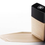 CHANEL VITALUMIÈRE AQUA