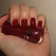 Essence Colour &amp; Go - 16 Dark Red