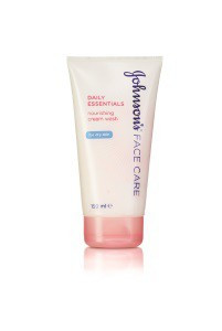Johnson&#039;s® Daily Essentials Facial Wash Dry Skin