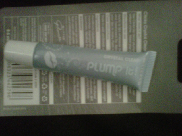 Plump it lipgloss in Nude shimmer