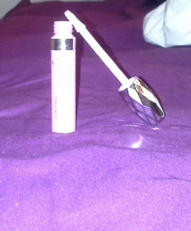 Kiss me Avon