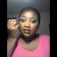 AVON MAKE UP