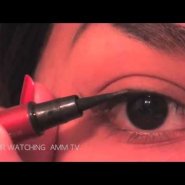 How To Apply Cat Eyeliner
