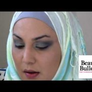 Blue Eyemakeup and Pink Lips with Avon Makeup tutorial and Product reviews