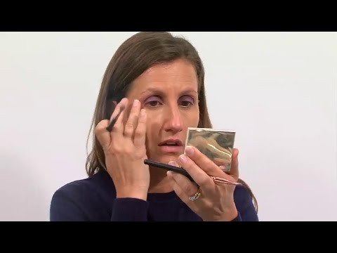 Shahnaz Cola&#039;s Purple Eyeshadow Tutorial