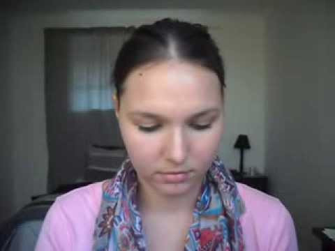 EA Flawless Finish Sponge On Make Up