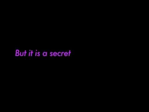 Katy Perry - Killer Queen - Fireworks