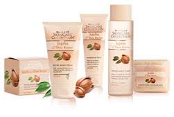 Read more about the article Clicks Skincare Collection: White Tea and Q10
