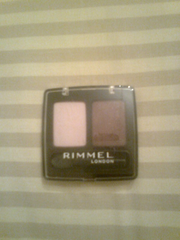 Read more about the article Rimmel Duo eyeshadow