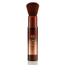 Read more about the article The Body Shop- Honey Bronze- Brilliance Powder- Bronze Satin