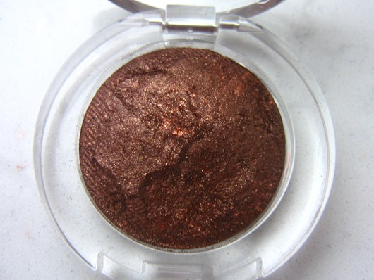 Read more about the article June review Catrice Intensif’Eye Wet and Dry Shadow Charlie’s Chocolate Factory