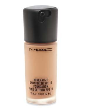 Read more about the article MAC MINERALIZE SATINFINISH FOUNDATION