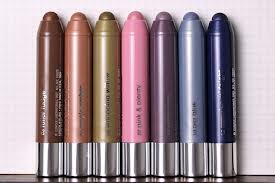 Read more about the article clinque chubby stick eye shadow