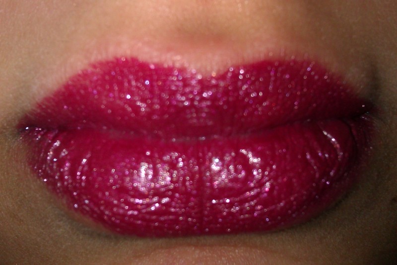 Read more about the article AVON Ultra Color Lip Crayons