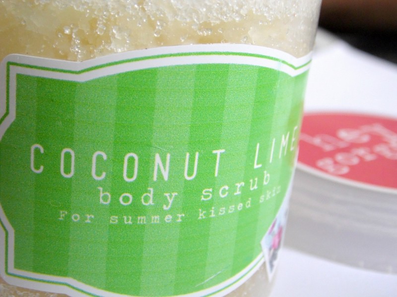 Read more about the article Hey Gorgeous Coconut Lime Body Scrub Bliss
