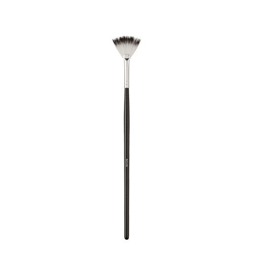 Read more about the article Avon Nail Decoration Fan Brush